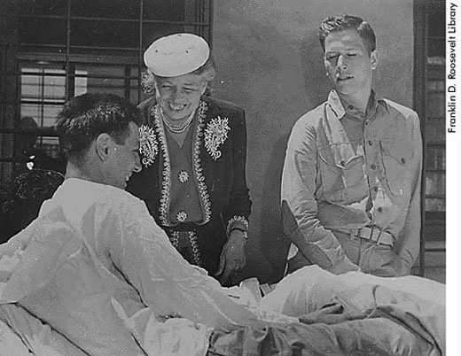ER visiting navy hospital, San Diego, 1944